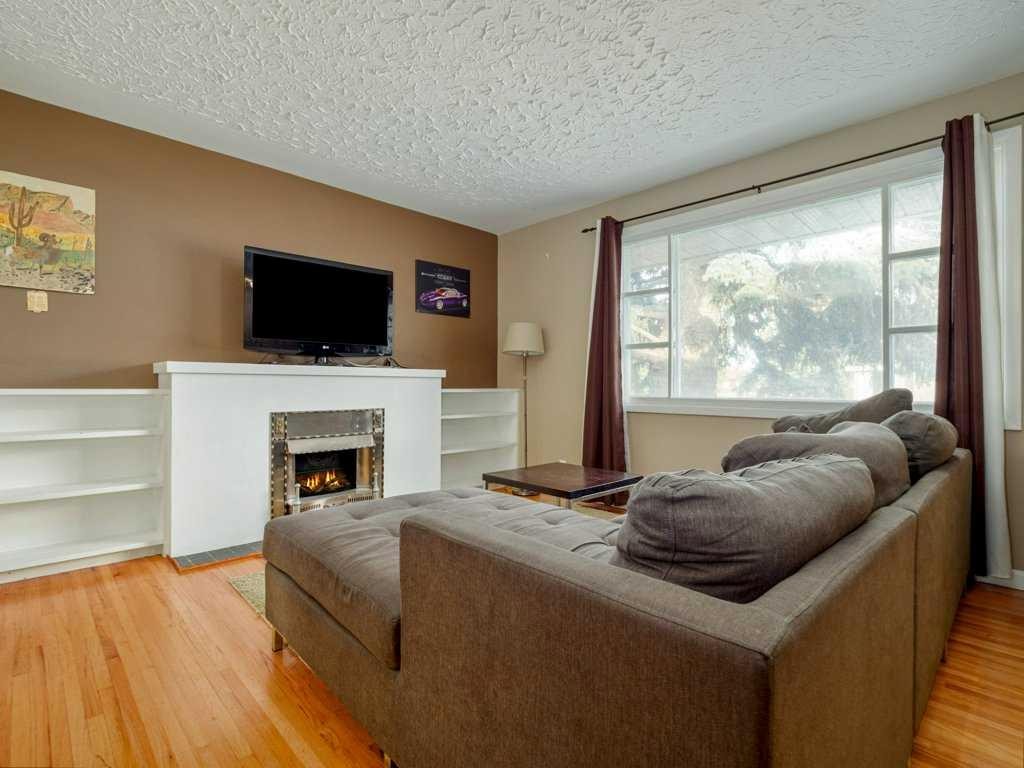 2704 3 Avenue South, Lethbridge, AB - Indoor With Fireplace