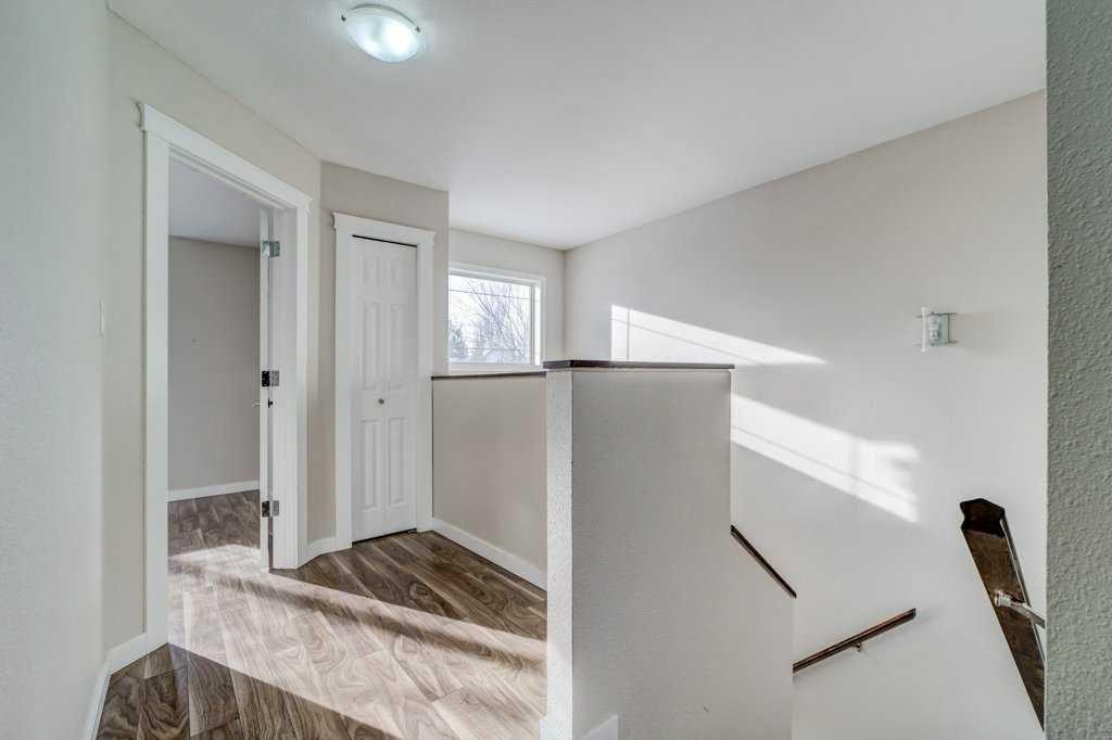 29 Peigan Court West, Lethbridge, AB - Indoor Photo Showing Other Room