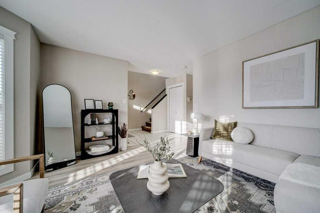 29 Peigan Court West, Lethbridge, AB - Indoor