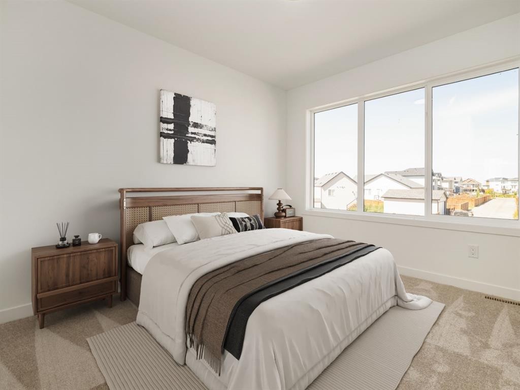 669 Blackwolf Boulevard North, Lethbridge, AB - Indoor Photo Showing Bedroom