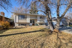 1816 11 Street Coaldale, AB T1M 1A6