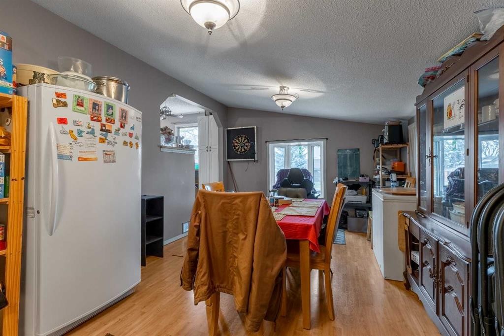 1919 19 Avenue South, Lethbridge, AB - Indoor Photo Showing Other Room