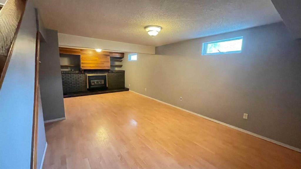 1919 19 Avenue South, Lethbridge, AB - Indoor