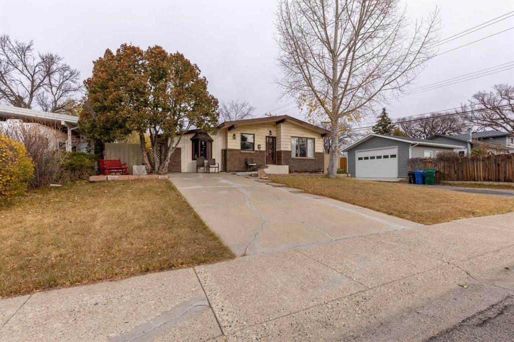 1919 19 Avenue South, Lethbridge, AB - Outdoor