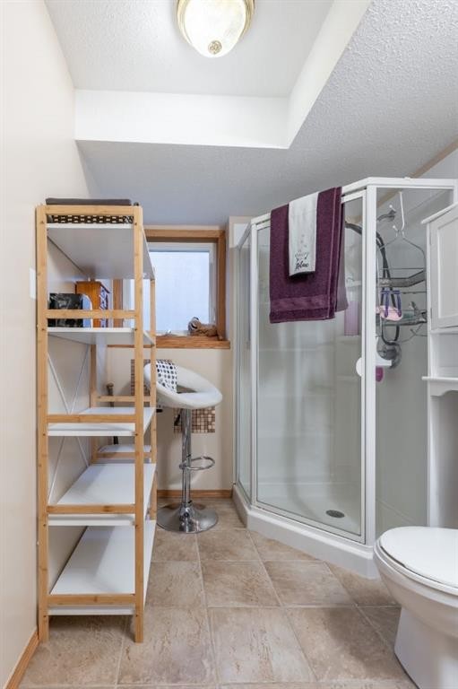 66 Assiniboia Way West, Lethbridge, AB - Indoor