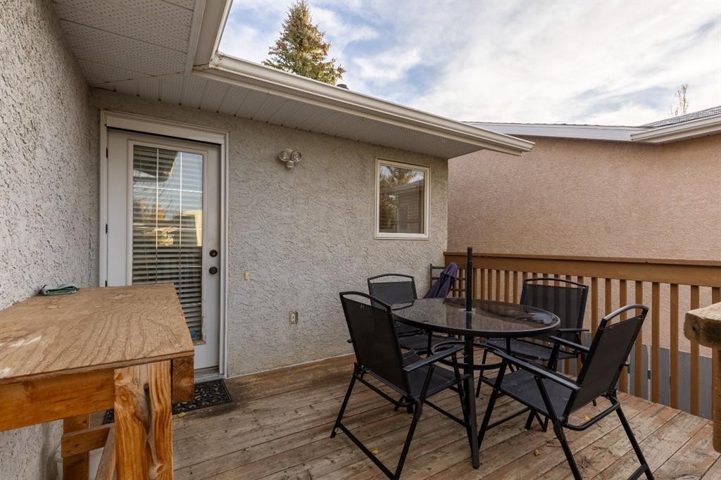 66 Assiniboia Way West, Lethbridge, AB - Outdoor With Deck Patio Veranda With Exterior
