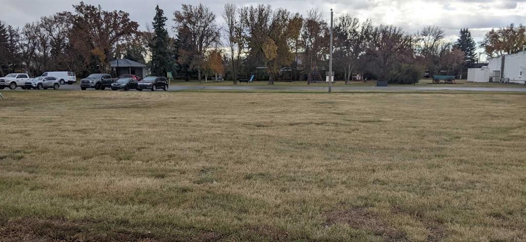 209 King Street, Nobleford, AB