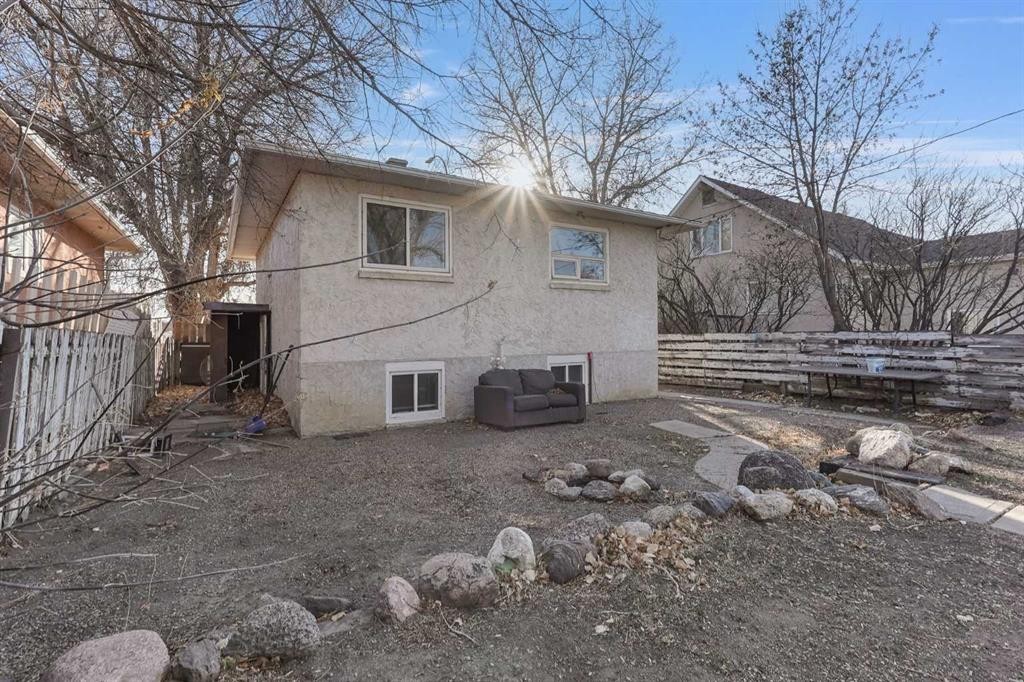 2139 5 Avenue North, Lethbridge, AB - Outdoor