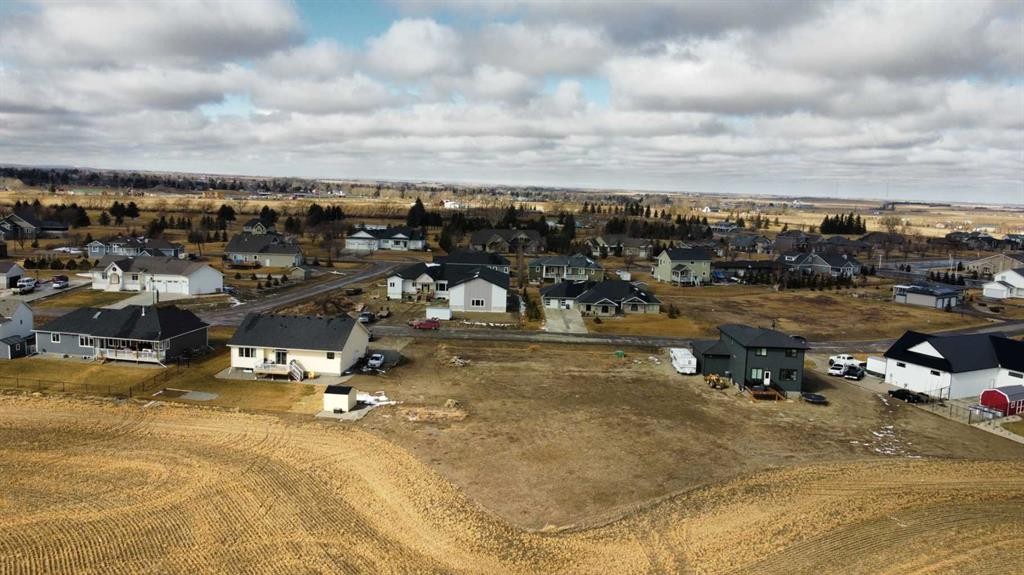 61 Pebble Creek Cove, Raymond, AB