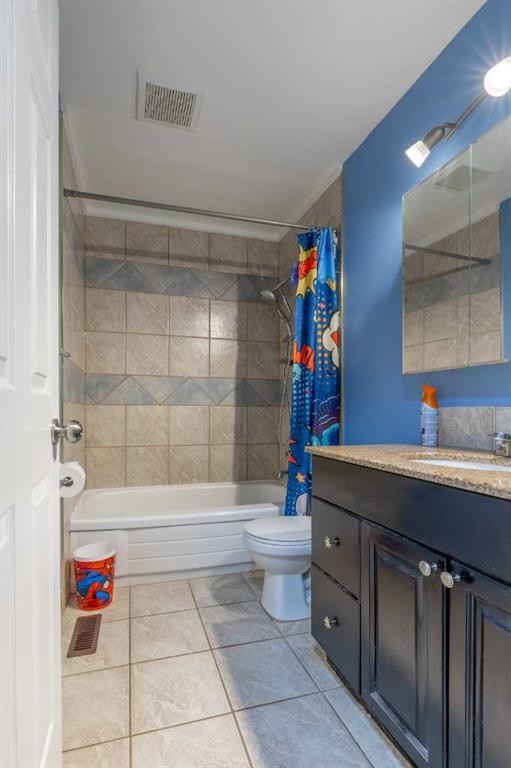 1001 19A Avenue, Coaldale, AB - Indoor Photo Showing Bathroom