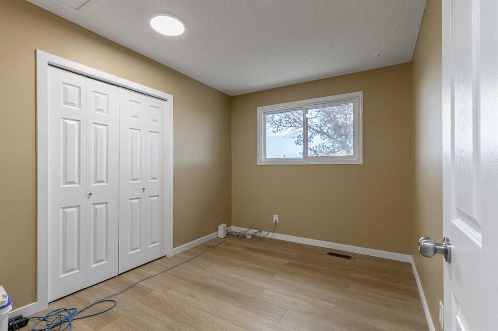 1001 19A Avenue, Coaldale, AB - Indoor Photo Showing Other Room