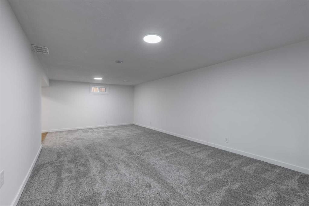 1001 19A Avenue, Coaldale, AB - Indoor Photo Showing Other Room