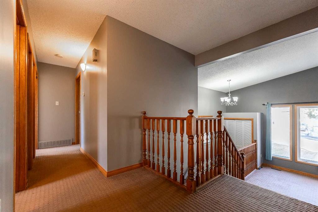 897 Red Crow Boulevard West, Lethbridge, AB - Indoor Photo Showing Other Room