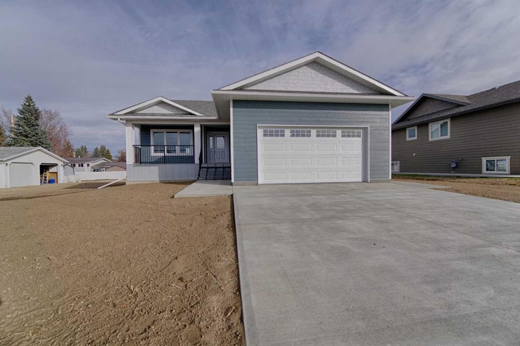 209 3 Street, Hays, AB - Outdoor