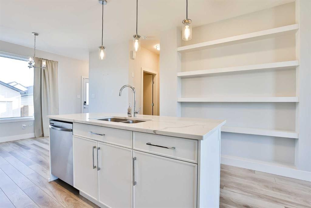 3009 46 Street South, Lethbridge, AB - Indoor Photo Showing Kitchen With Double Sink
