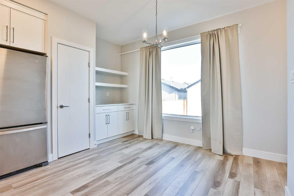 3009 46 Street South, Lethbridge, AB - Indoor Photo Showing Other Room