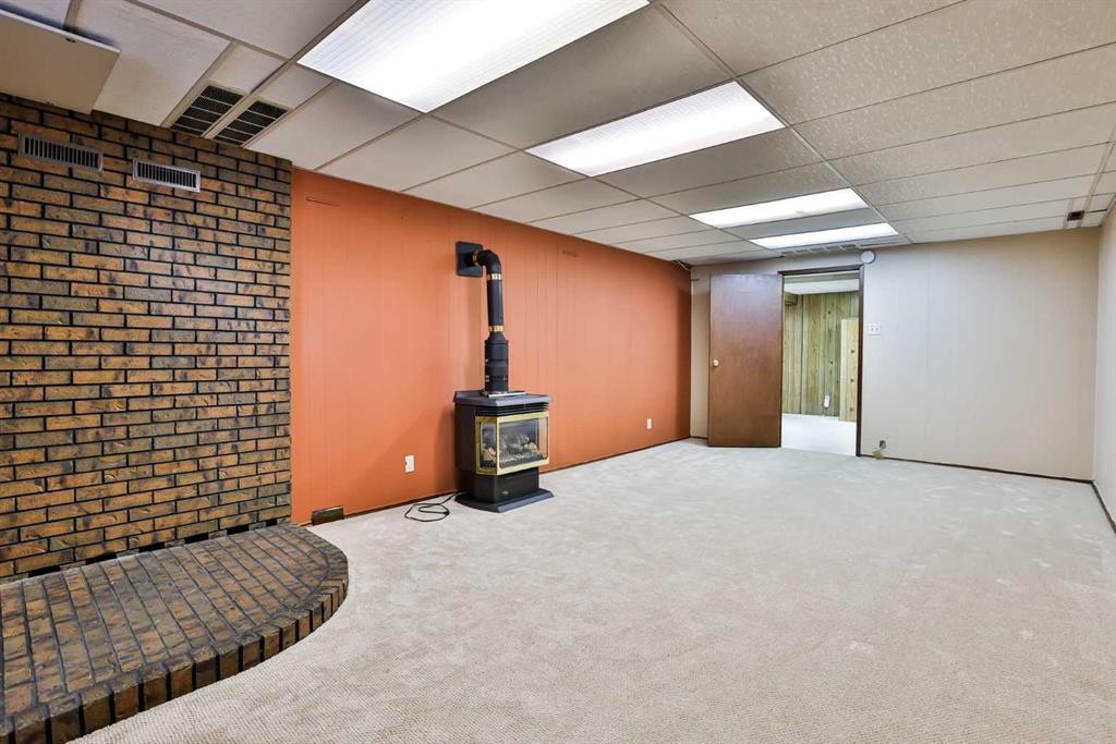 1321 17 Avenue South, Lethbridge, AB - Indoor Photo Showing Basement