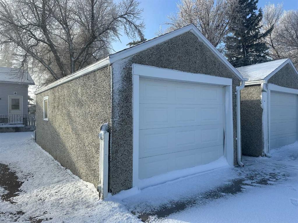 114 3 Avenue North, Vauxhall, AB - Outdoor With Exterior