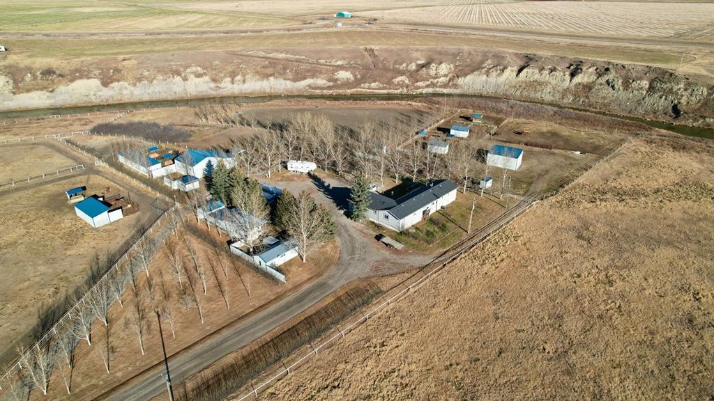 95041A Hwy 2, Fort Macleod, AB - With View