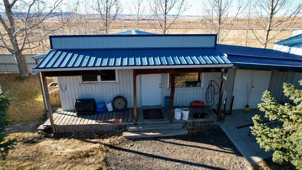 95041A Hwy 2, Fort Macleod, AB - Outdoor With Deck Patio Veranda