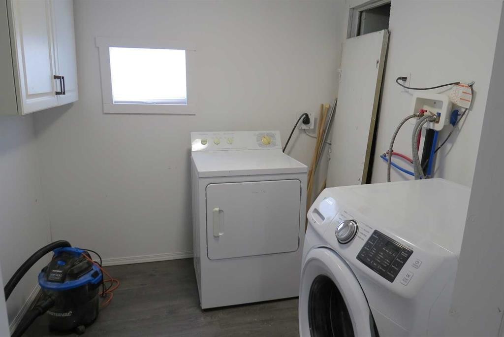 7 Parkland Estates, Raymond, AB