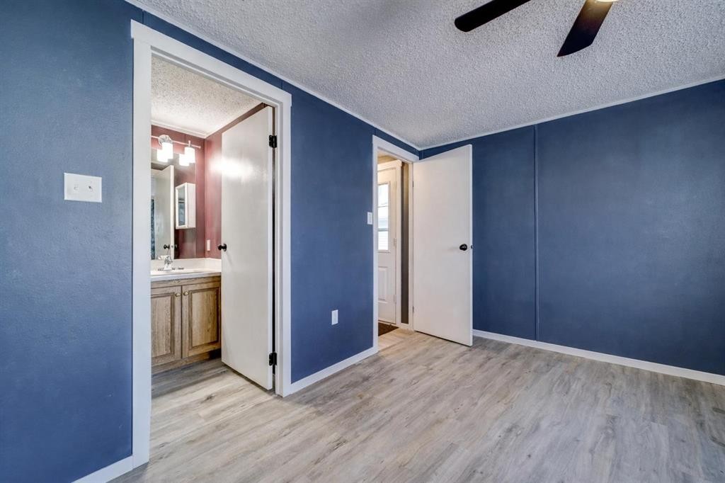 308 Station Boulevard, Coaldale, AB