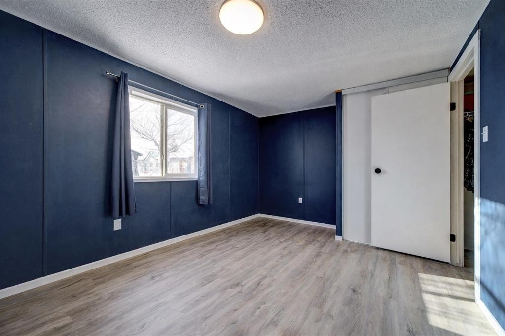 308 Station Boulevard, Coaldale, AB