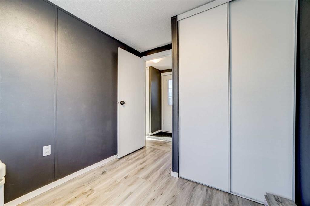 308 Station Boulevard, Coaldale, AB