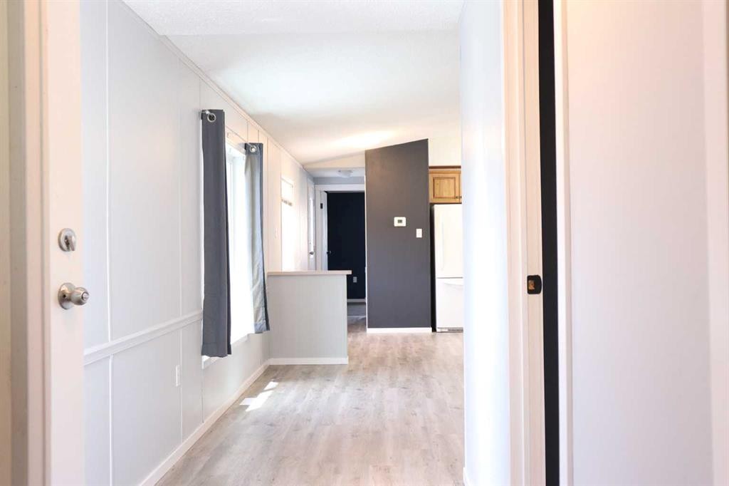 308 Station Boulevard, Coaldale, AB