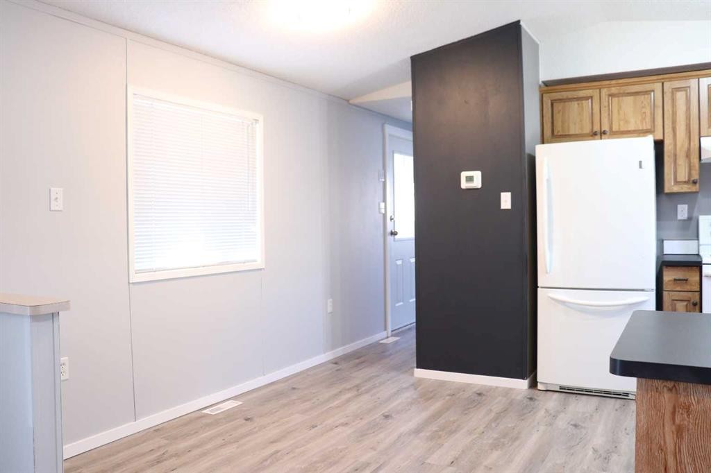 308 Station Boulevard, Coaldale, AB