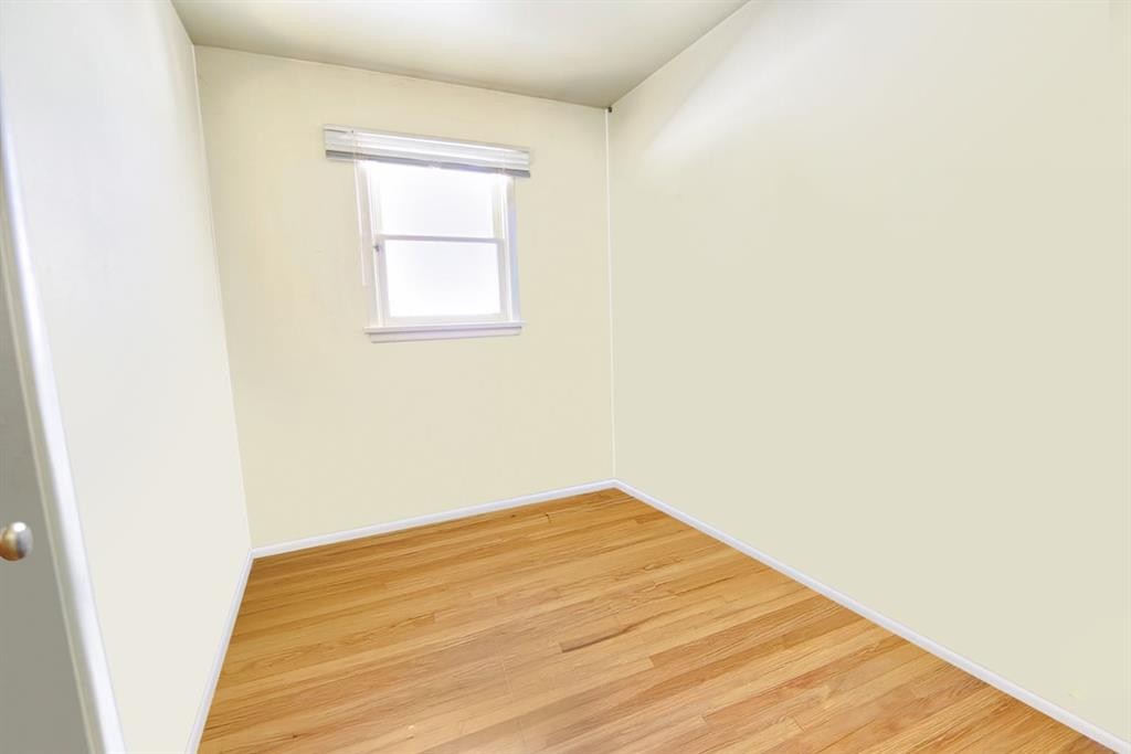 451 19 Street North, Lethbridge, AB - Indoor Photo Showing Other Room