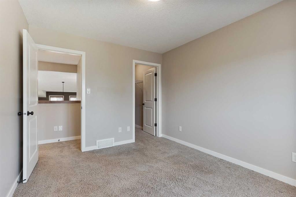 203 Haru Moriyama Place North, Lethbridge, AB - Indoor Photo Showing Other Room