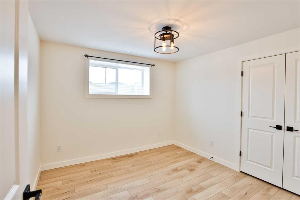 549 Riverhills Way West, Lethbridge, AB - Indoor Photo Showing Other Room