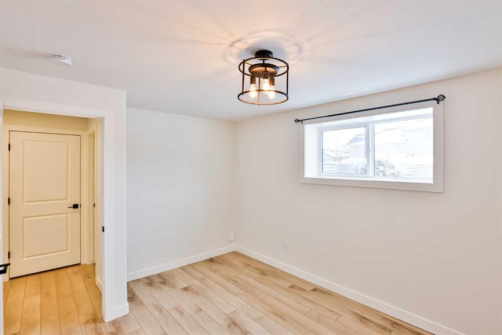 549 Riverhills Way West, Lethbridge, AB - Indoor Photo Showing Other Room