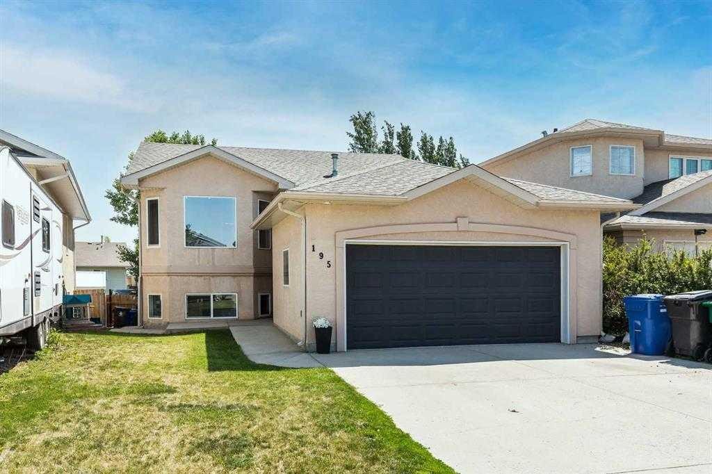 195 Cowichan Court West, Lethbridge, AB