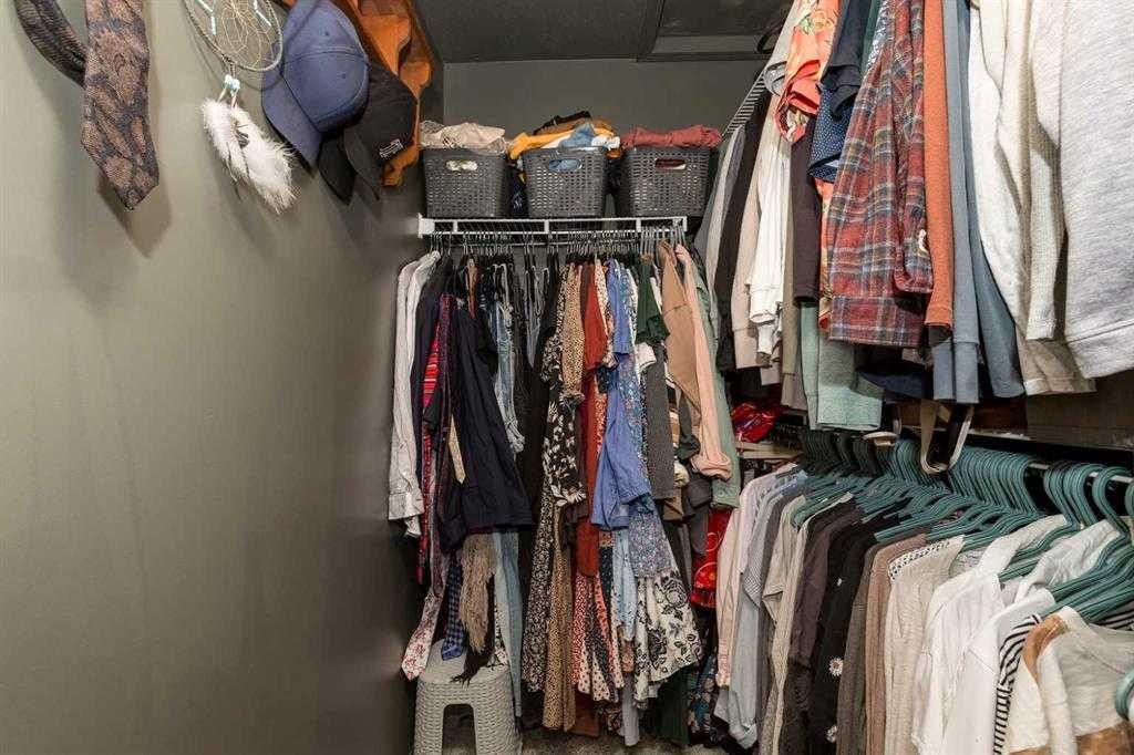 195 Cowichan Court West, Lethbridge, AB