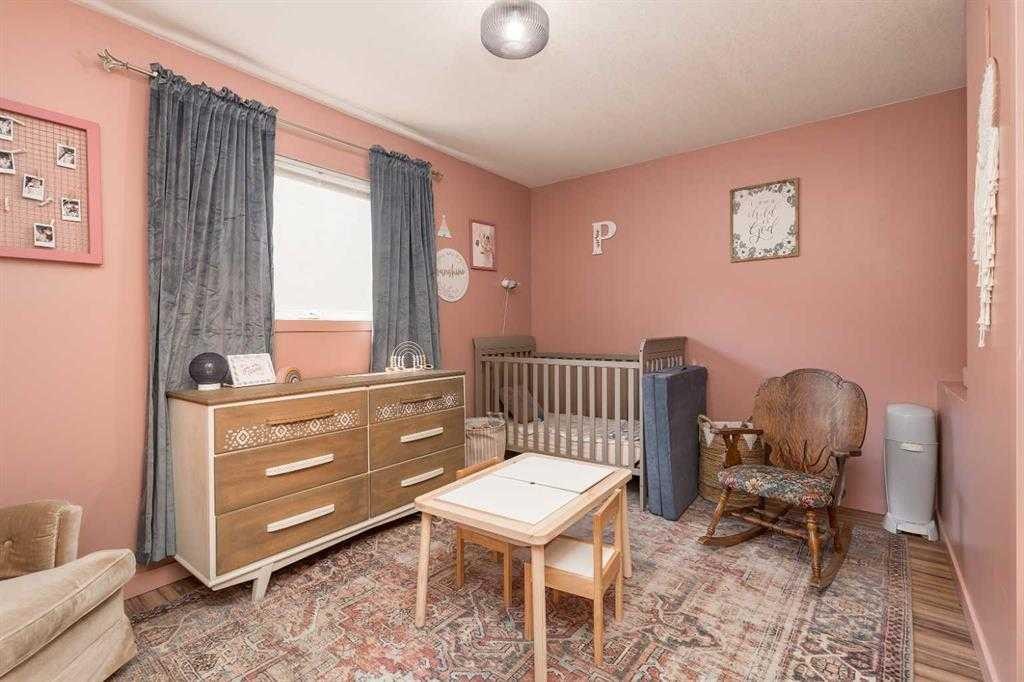 195 Cowichan Court West, Lethbridge, AB