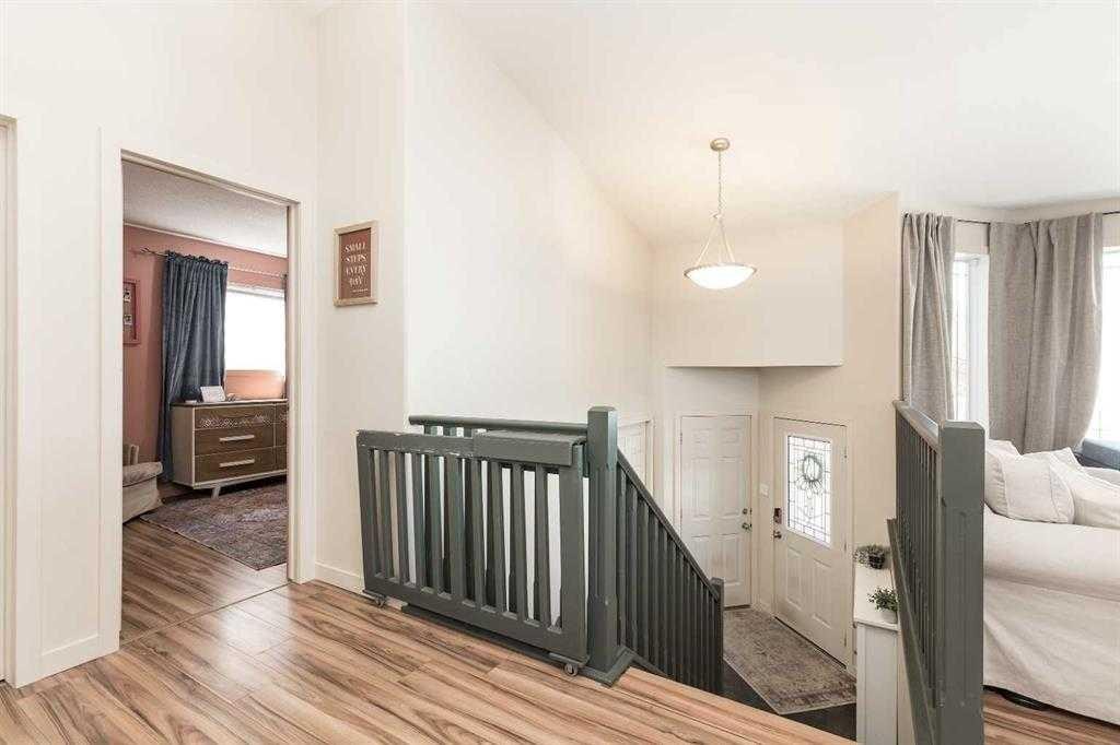 195 Cowichan Court West, Lethbridge, AB