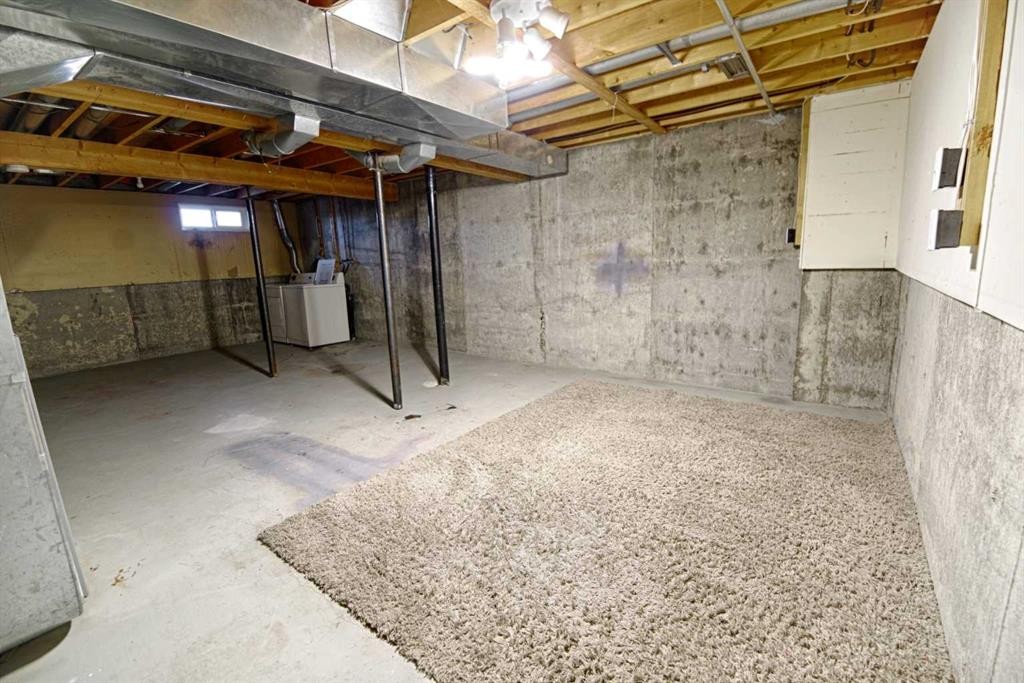 6-55 Lemoyne Crescent West, Lethbridge, AB - Indoor Photo Showing Basement