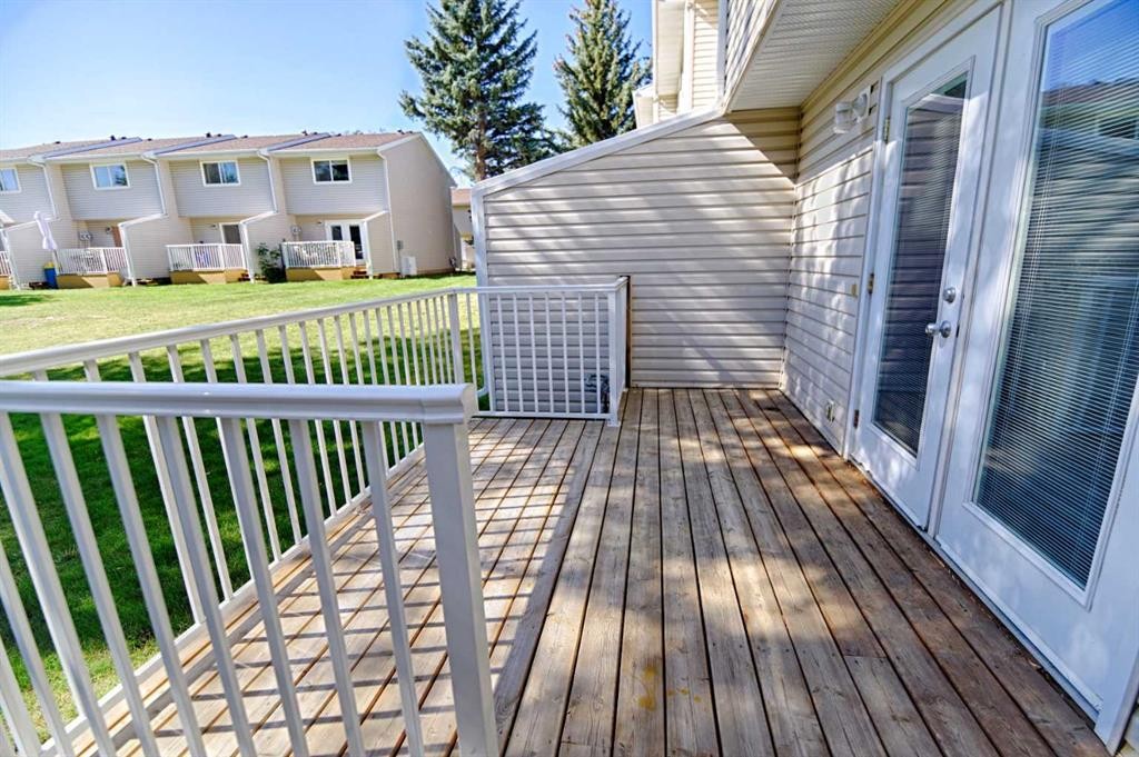 6-55 Lemoyne Crescent West, Lethbridge, AB - Outdoor With Deck Patio Veranda With Exterior