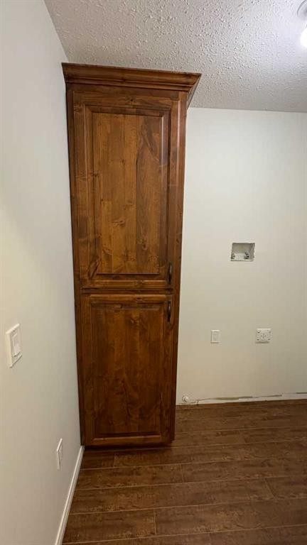 608 2 Street West, Bow Island, AB - Indoor Photo Showing Other Room