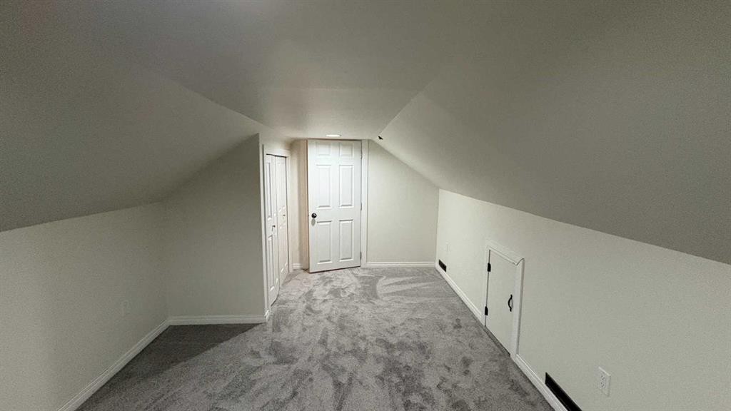 608 2 Street West, Bow Island, AB - Indoor Photo Showing Other Room