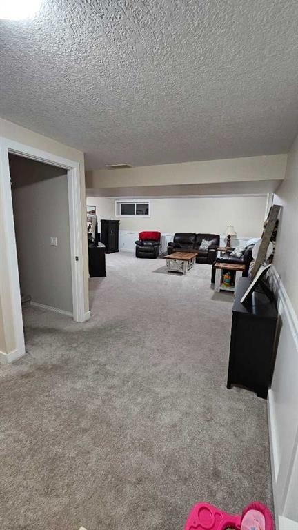 448 Willow Place, Picture Butte, AB - Indoor Photo Showing Other Room