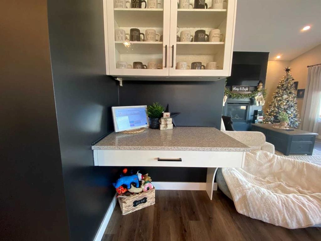 4237 60 Avenue, Taber, AB - Indoor