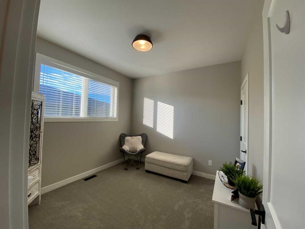 4237 60 Avenue, Taber, AB - Indoor