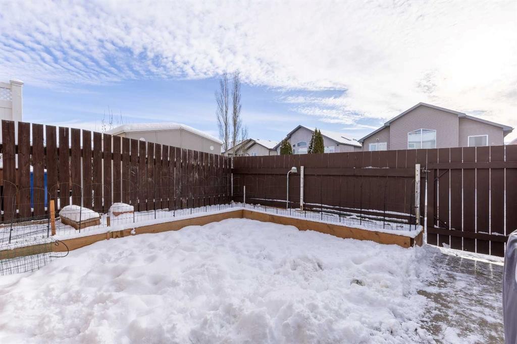 114 Lynx Cove North, Lethbridge, AB - Outdoor