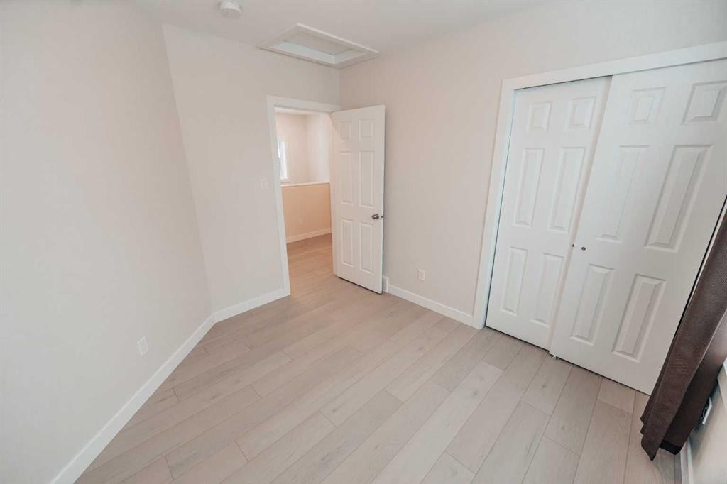 114 15 Street North, Lethbridge, AB - Indoor Photo Showing Other Room