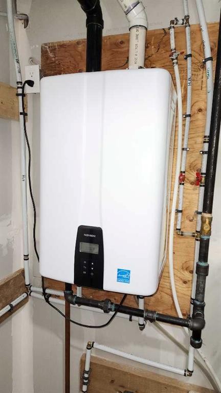 114 15 Street North, Lethbridge, AB - Indoor Photo Showing Basement