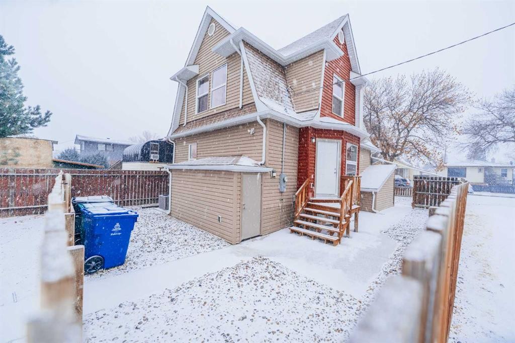 114 15 Street North, Lethbridge, AB - Outdoor