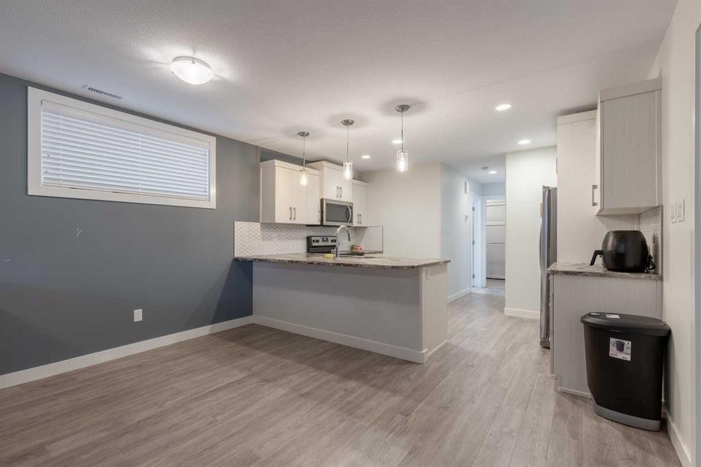 59 Kensington Road West, Lethbridge, AB - Indoor